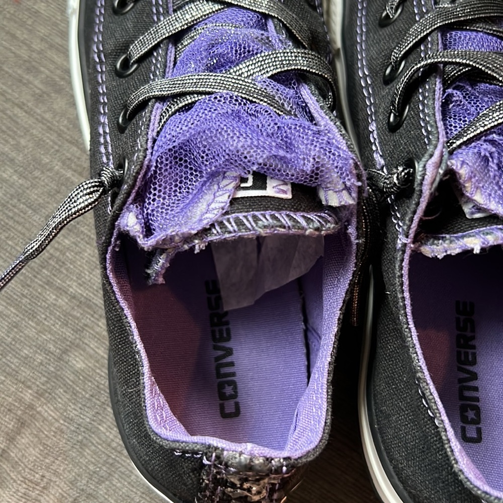 Converse - Picture 4 of 7